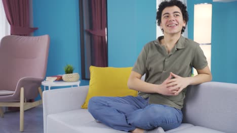 un niño muy feliz.