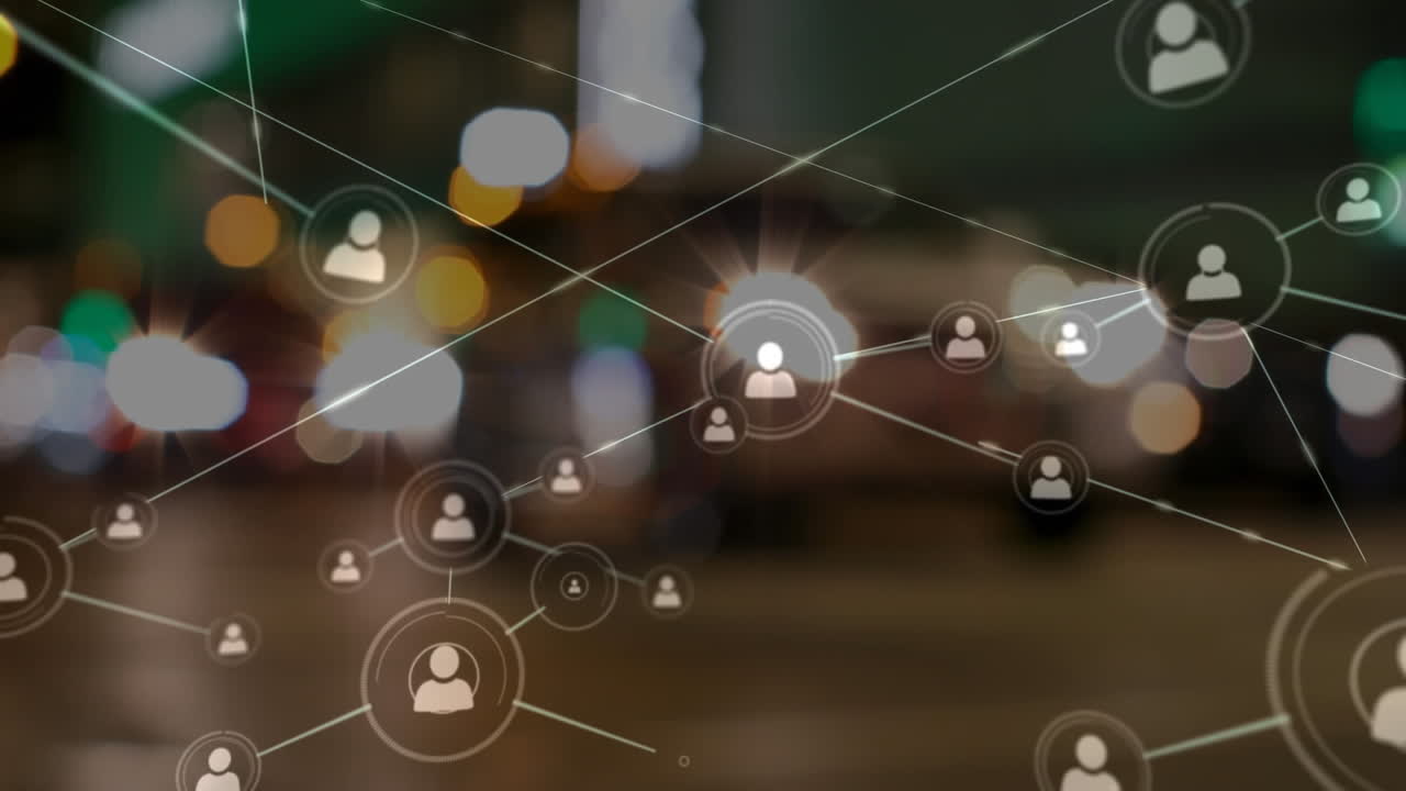 animación de una red de iconos de perfil y puntos de luz contra personas que caminan por la calle