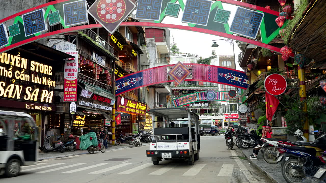 Vibrant Street Scene in Sapa, Vietnam