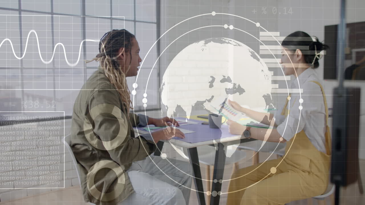 animación del procesamiento de datos financieros sobre diversas personas de negocios discutiendo el trabajo en la oficina