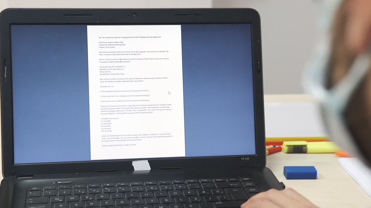 computadora de estudio de inglés