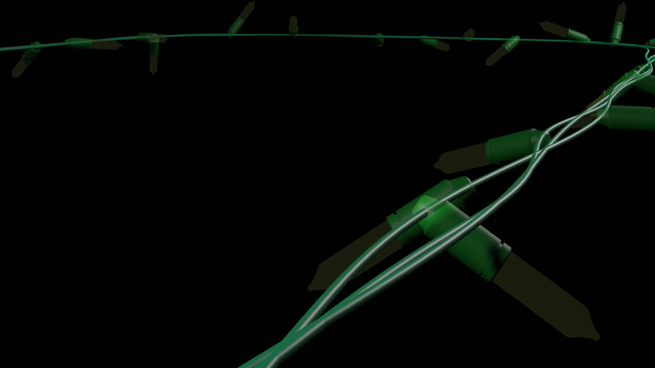 luces amarillas de cuerda de navidad parpadeando sobre un fondo negro, copia el espacio