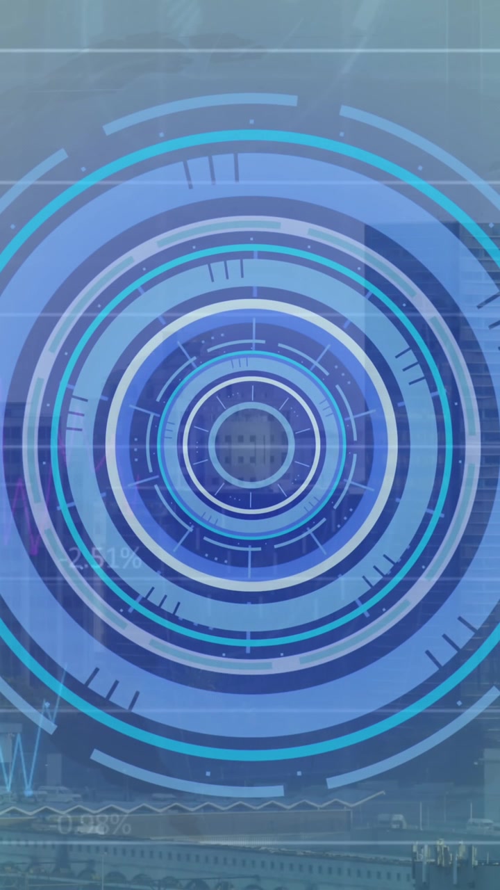 Animazione di scanner circolare e elaborazione di dati statistici su uno sfondo di vista aerea del paesaggio urbano.