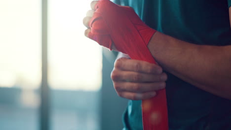 envoltura de manos, deportes y guerrero en el gimnasio para mma