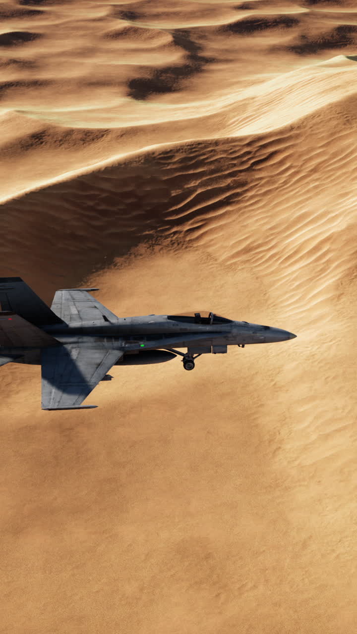 un avión de combate volando sobre las dunas de arena del desierto