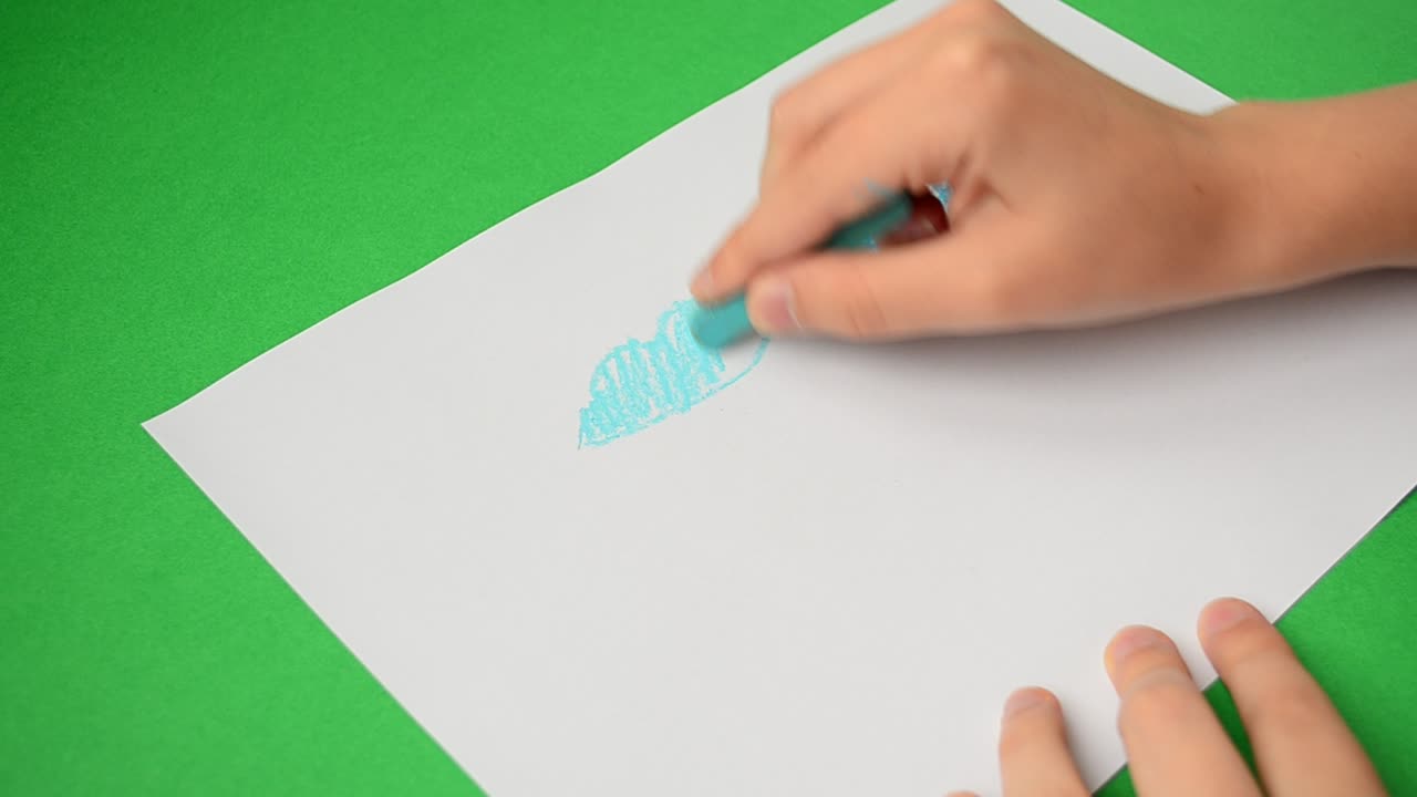 The children's drawing on paper. Draw the person