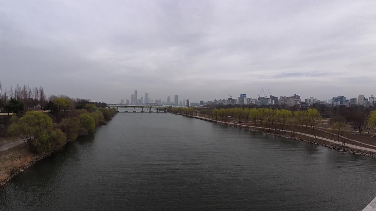 Scenic View At Yanghwa Hangang Riverside Park In Seoul, South Korea - Wide Shot