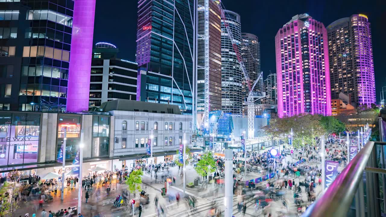 Time Lapse of crowds at Circular Quay during Sydney's Vivid festival 2022