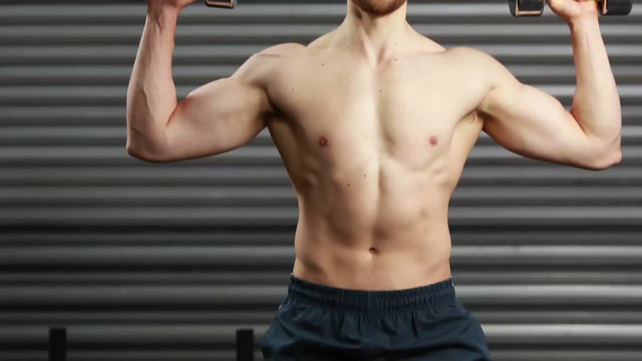 통계 처리의 애니메이션 백인 남성이 무게로 운동하고 있습니다.