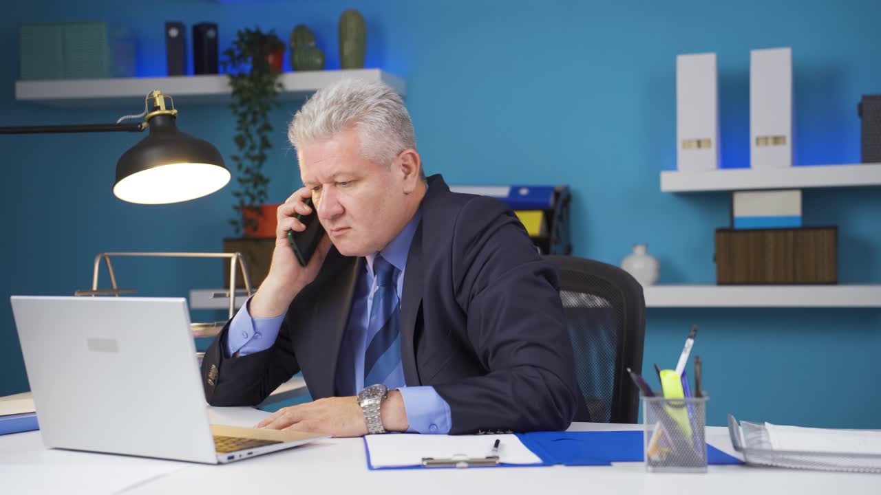 바쁜 사업가, 열심히 일하는 사람.