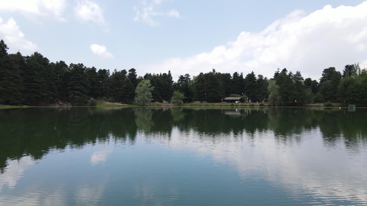 湖面反射 風景 空撮