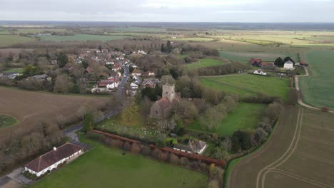 Pleshey-Englisches-Dorf-Und-Kirche-Luftaufnahme