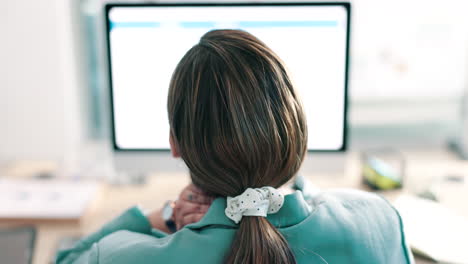 Call-center,-finish-or-woman-on-computer