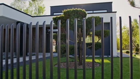 modern home exterior with stylish landscaping