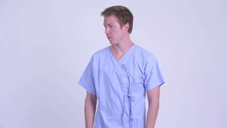retrato de un joven paciente