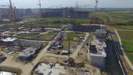 vista aérea del complejo de apartamentos en construcción