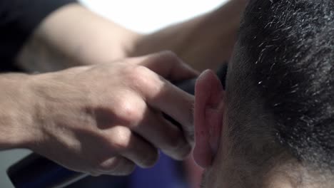 men's hairstyling and hair cutting in salon