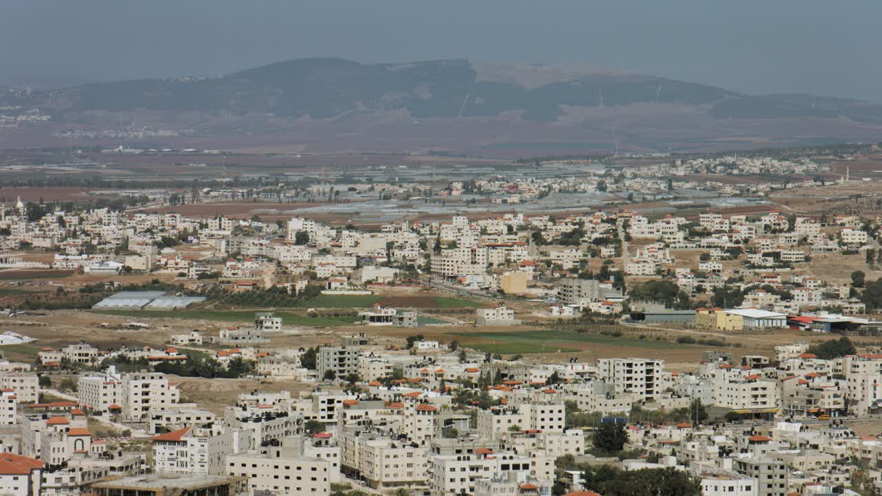 Jenin, Palestina, Cisgiordania, campo lungo, Valle di Jezreel, Marj Ibn Amer nella Cisgiordania settentrionale. Filmato 4K