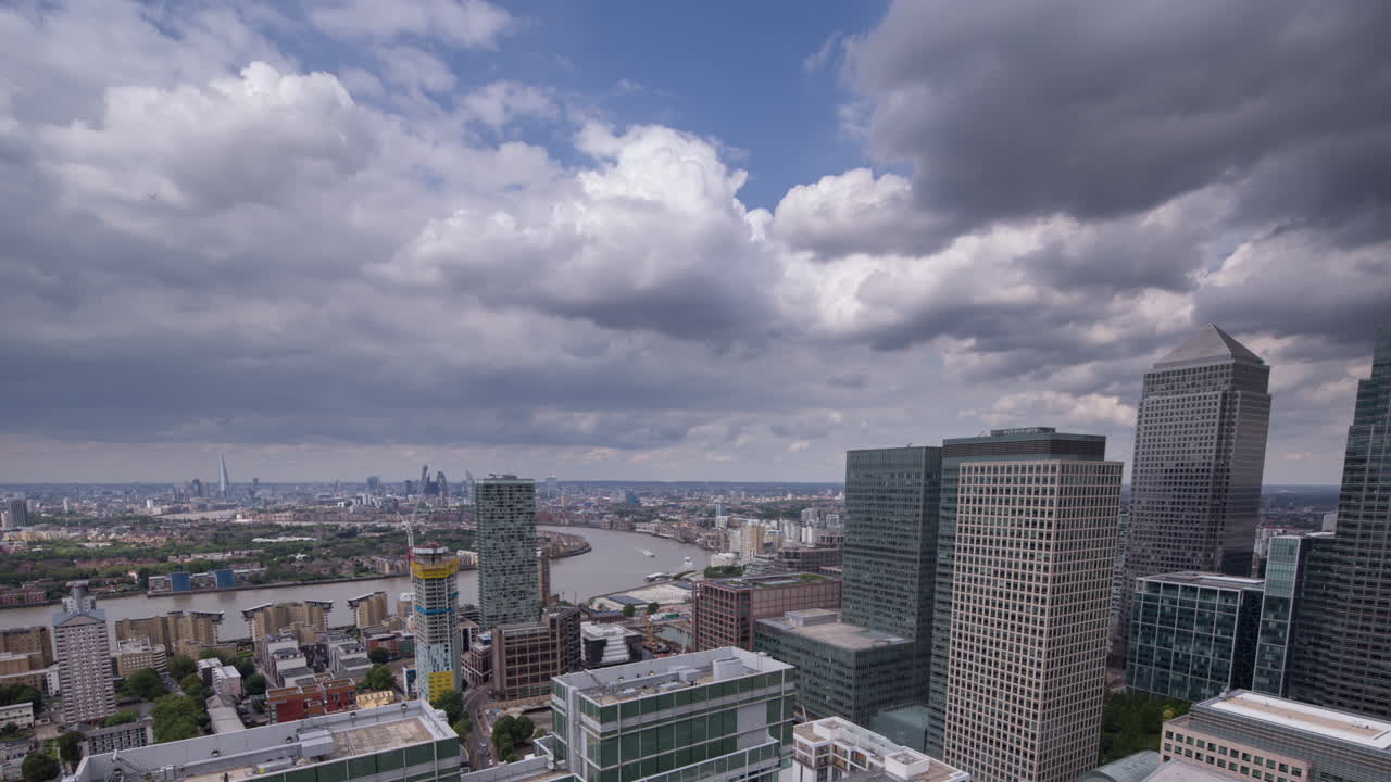 카나리 워프 런던 팬 11