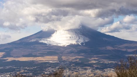 Slow-zoom-in-timelapse-of-beautiful-Mount-Fuji-with-fast-moving-clouds