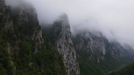 kosovo rugova canyon misty mountain drone aéreo 2.mp4