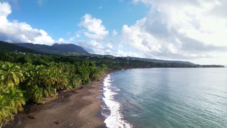 Grande-Anse-Beach,-Unberührter-Strand-In-Guadeloupe,-Französische-Antillen