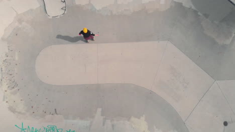 skatepark roller girl