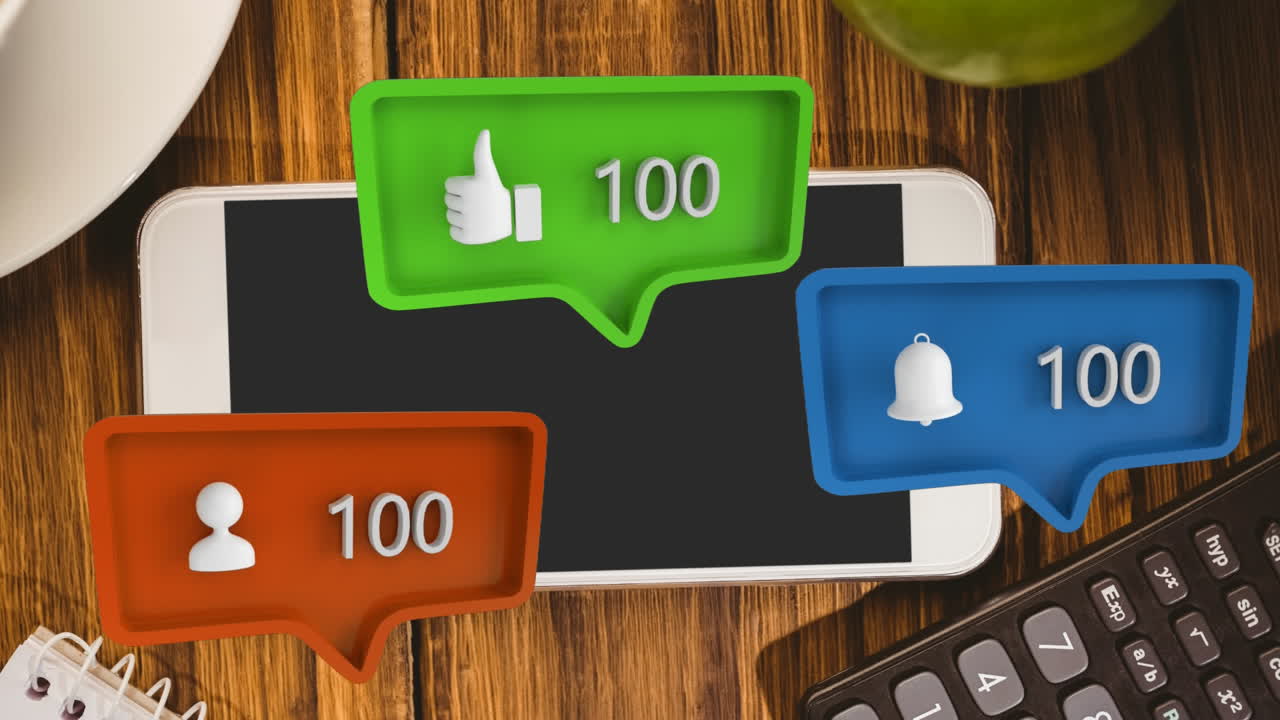 persona, recordatorio y pulgares hacia arriba símbolos y el aumento de los números sobre el teléfono inteligente en la mesa