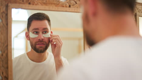 Skincare,-mirror-reflection
