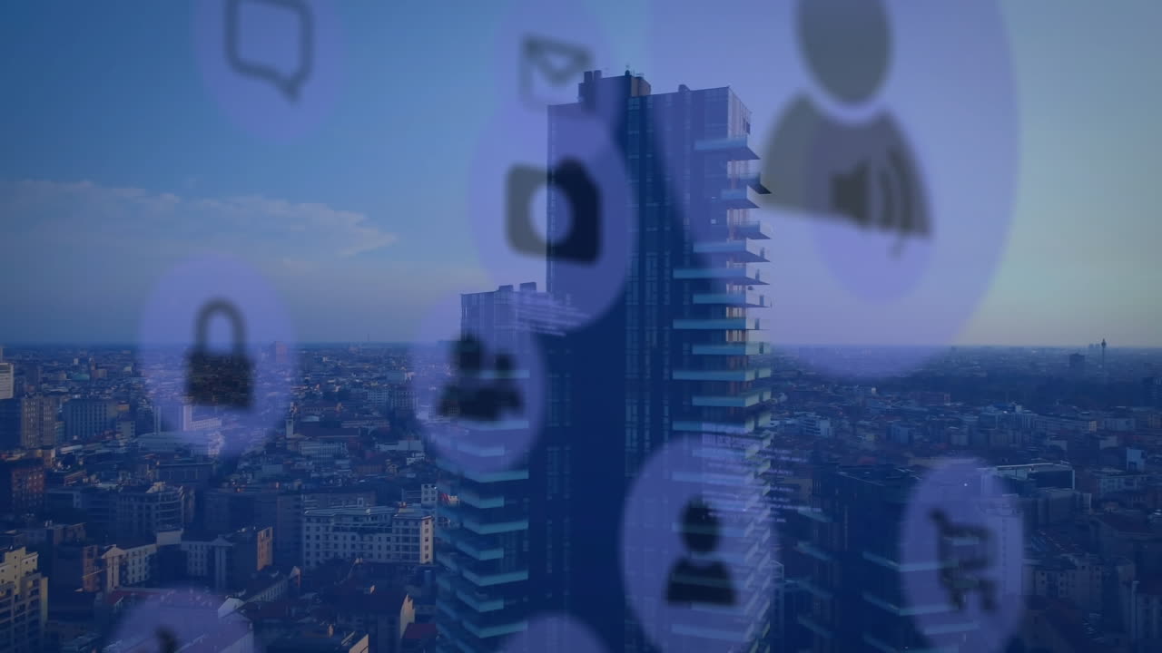 여러 디지털 아이콘의 애니메이션과 도시 풍경의 공중 전망에 대한 데이터 처리