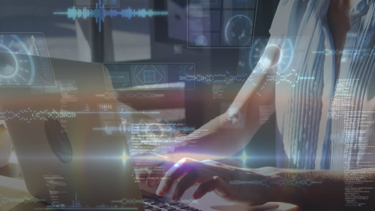 animación de escáneres redondos y procesamiento de datos sobre mujer caucásica usando computadora portátil en una cafetería