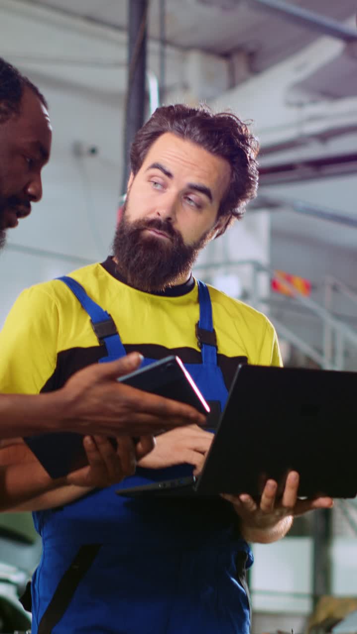Vertical video Mechanics in car service order new parts