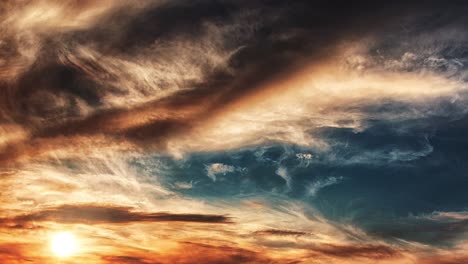 nubes de puesta de sol o amanecer en el cielo azul y la luz del sol