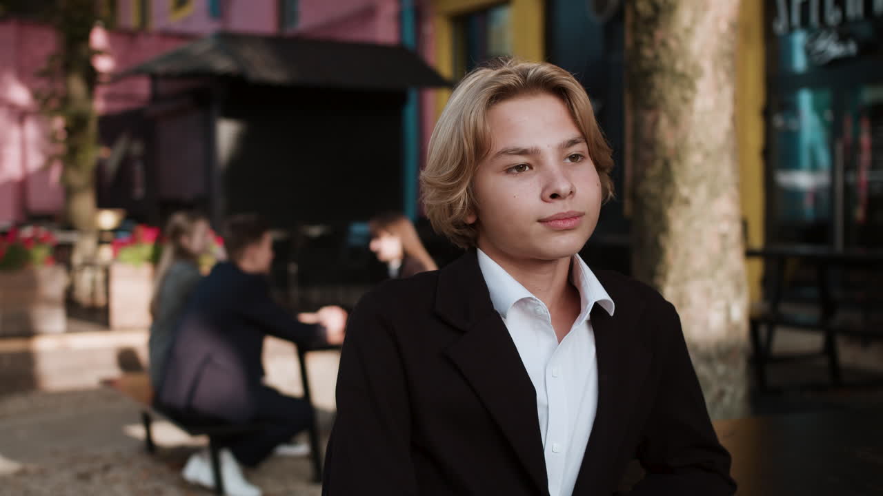 사랑에 빠진 십대 소년