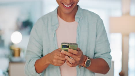 Businessman,-phone-and-hands-texting