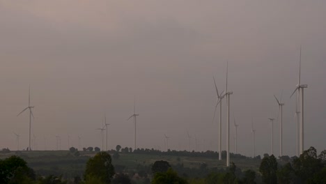 Windkraftanlagen-Sind-Saubere-Alternative-Energieoptionen-Für-Thailand-Und-Das-Südostasiatische-Festland