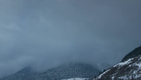 皮雷尼山脈 (pyrenees) 10個國家