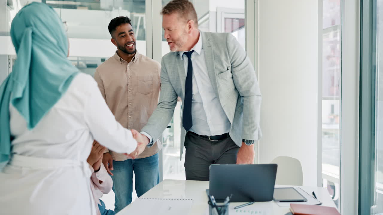 Congratulations applause, diversity