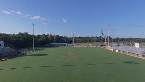 Poste-De-Portería-De-Fútbol-4k-Drone-Vuela-A-Través