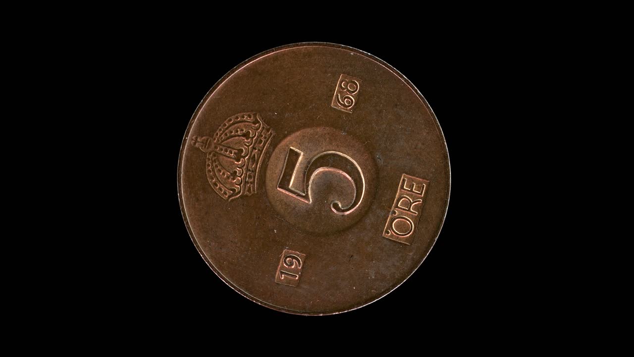 Sweden 1968 5 öre coin reverse with value and mintmark under crown motif rotating on black background