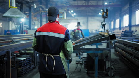 metal fabrication workshop