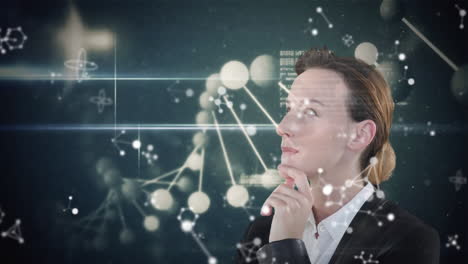 una mujer pensativa interactúa con datos moleculares en 3d en la pantalla, simbolizando la economía tecnológica global.
