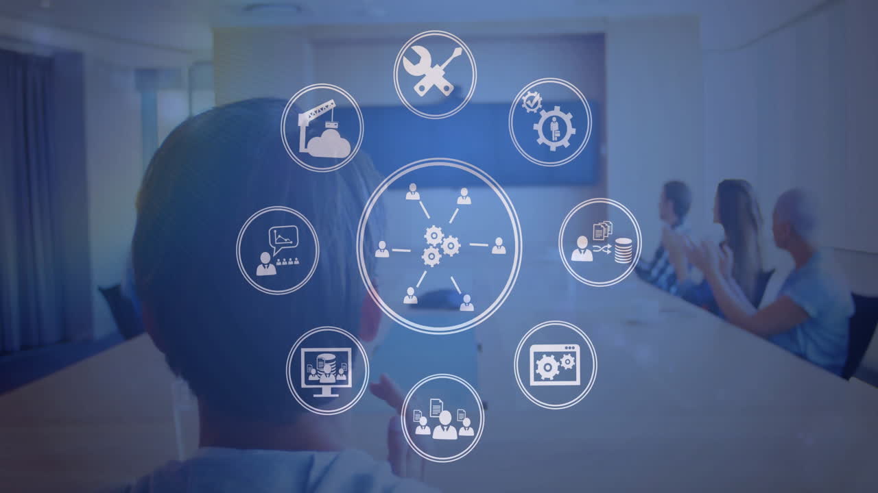 animación de iconos de los medios sobre diversos colegas que aplauden con las manos