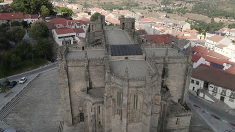 guarda, portugal - catedral gótica medieval con influencias manuelinas