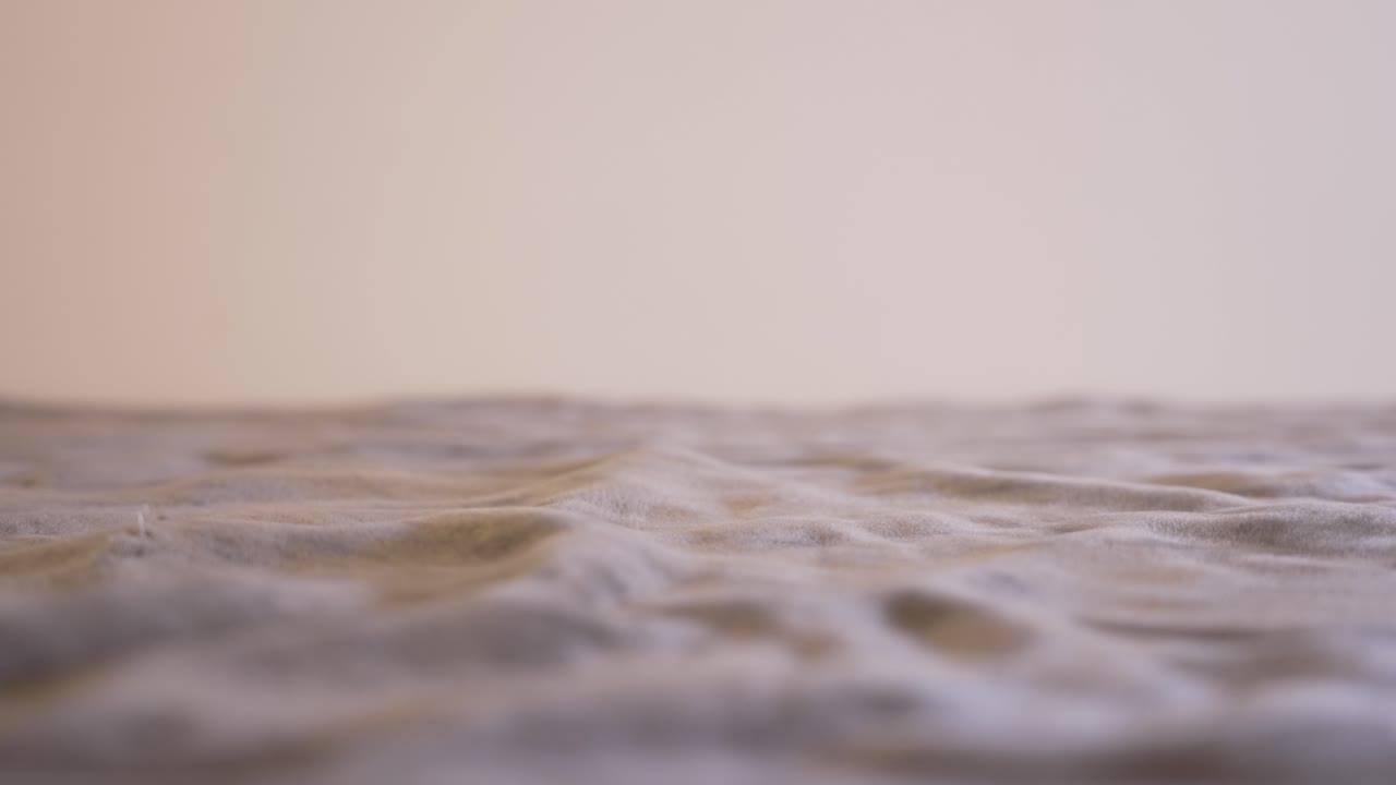 varios lanzamientos de dados rojos ahumados