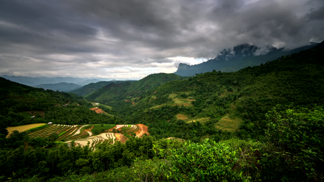 Cloud timelapse over Mau Due terraced rice paddies in mountainous North Vietnam