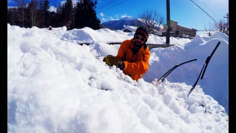 Man-clearing-snow-from-car-4k