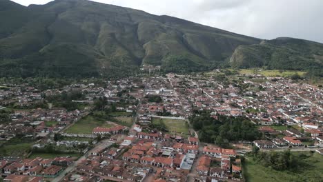 drone-reveals-Villa-de-Leyva-Colombia-colonial-town-village-in-andes-mountains-aerial