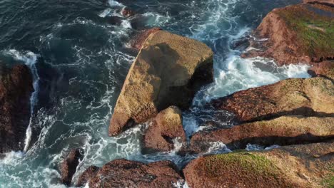 Escenas-De-Textura-De-Playa-Y-Roca-Alrededor-De-Sydney-Australia