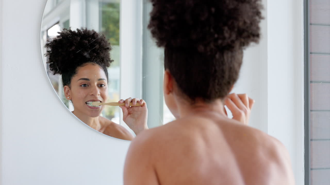 Bathroom, mirror reflection
